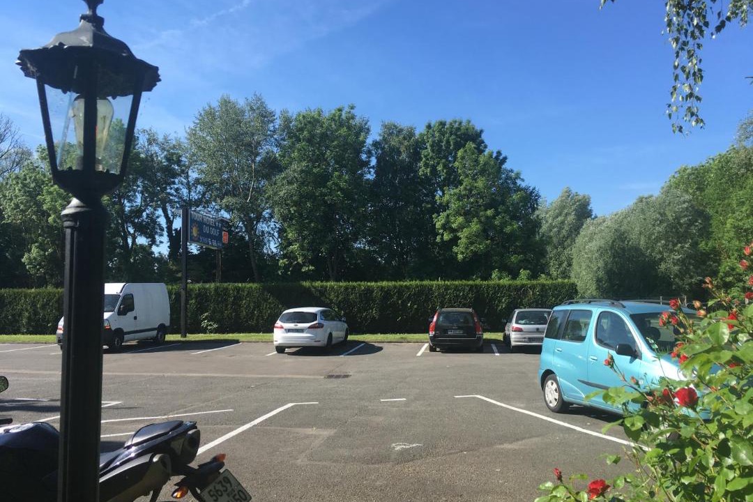 Photo of Others in Bethune