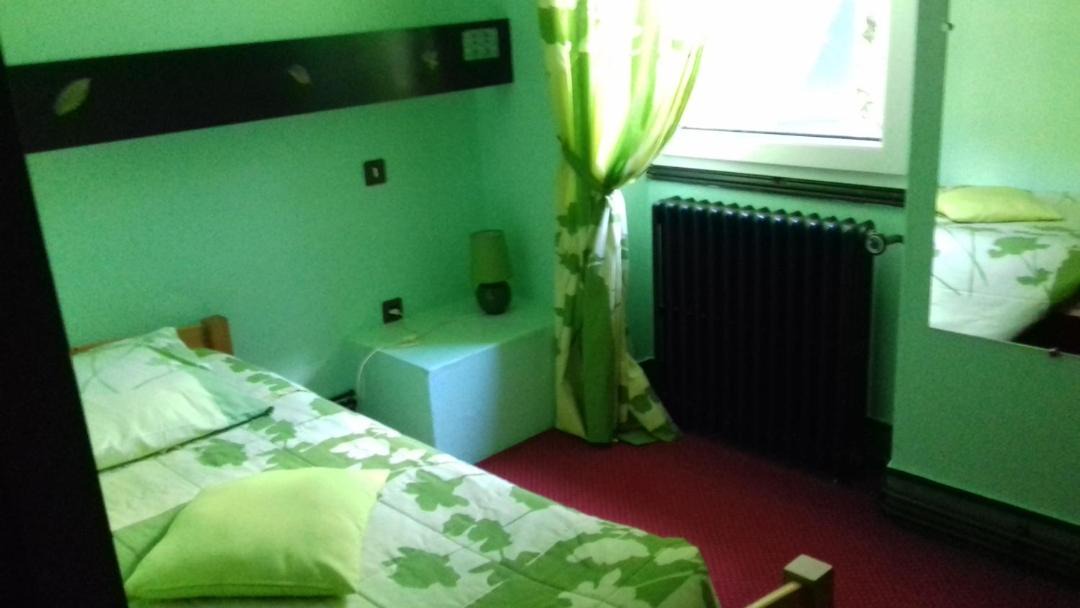 Photo of Bedroom in Cadeac