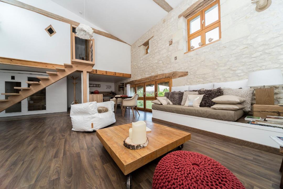 Photo of Livingroom in Avon-les-Roches