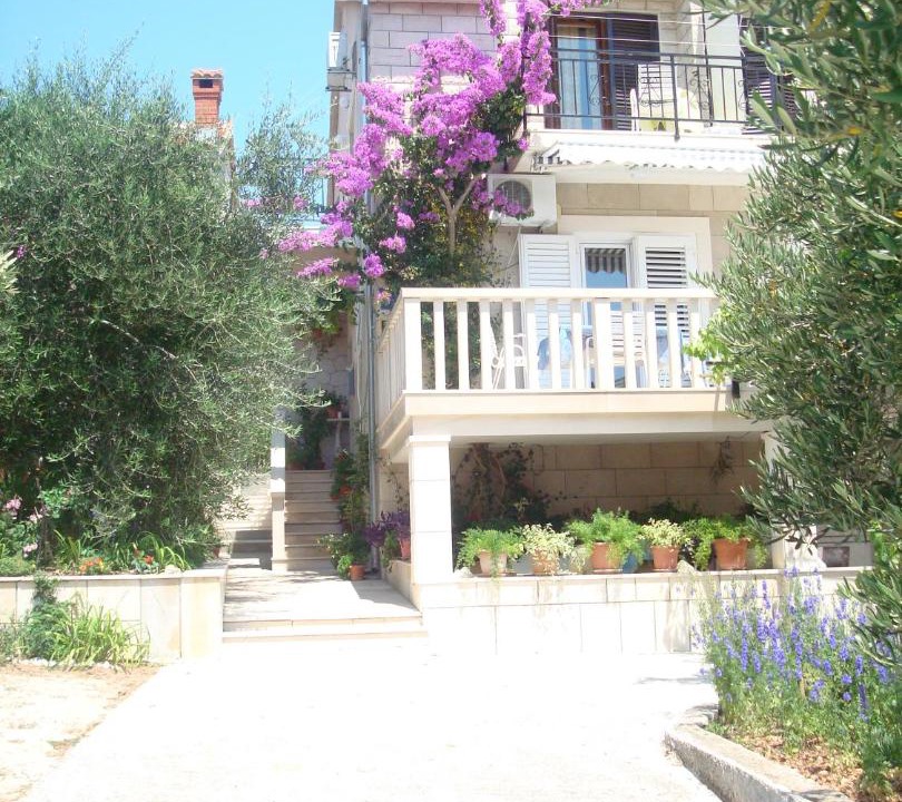 Photo of Buildings in Bol