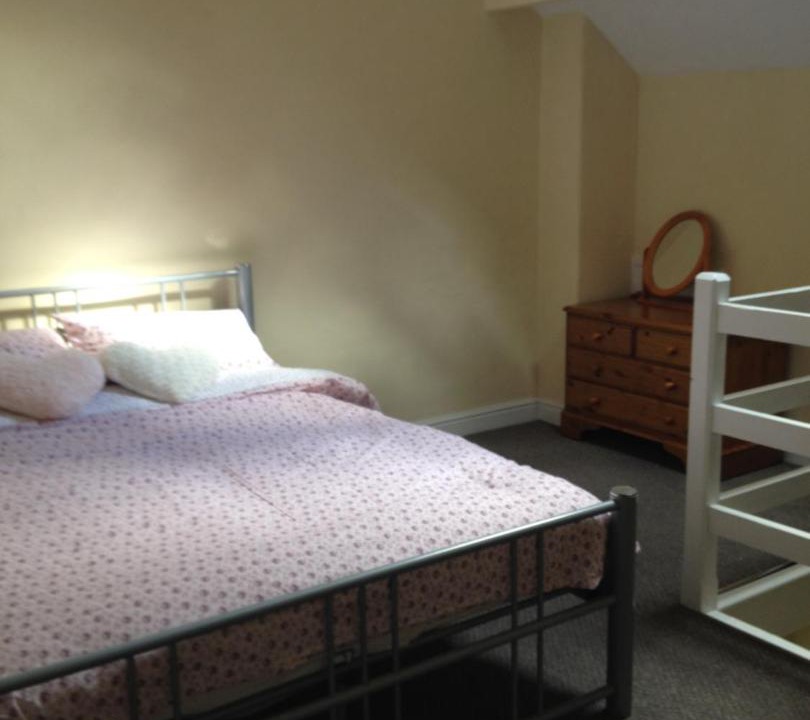 Photo of Bedroom in Millhouse Green