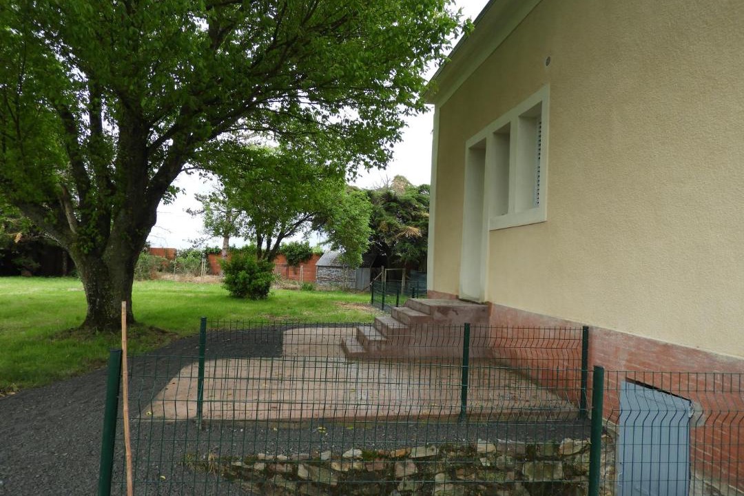 Photo of Others in Ecommoy