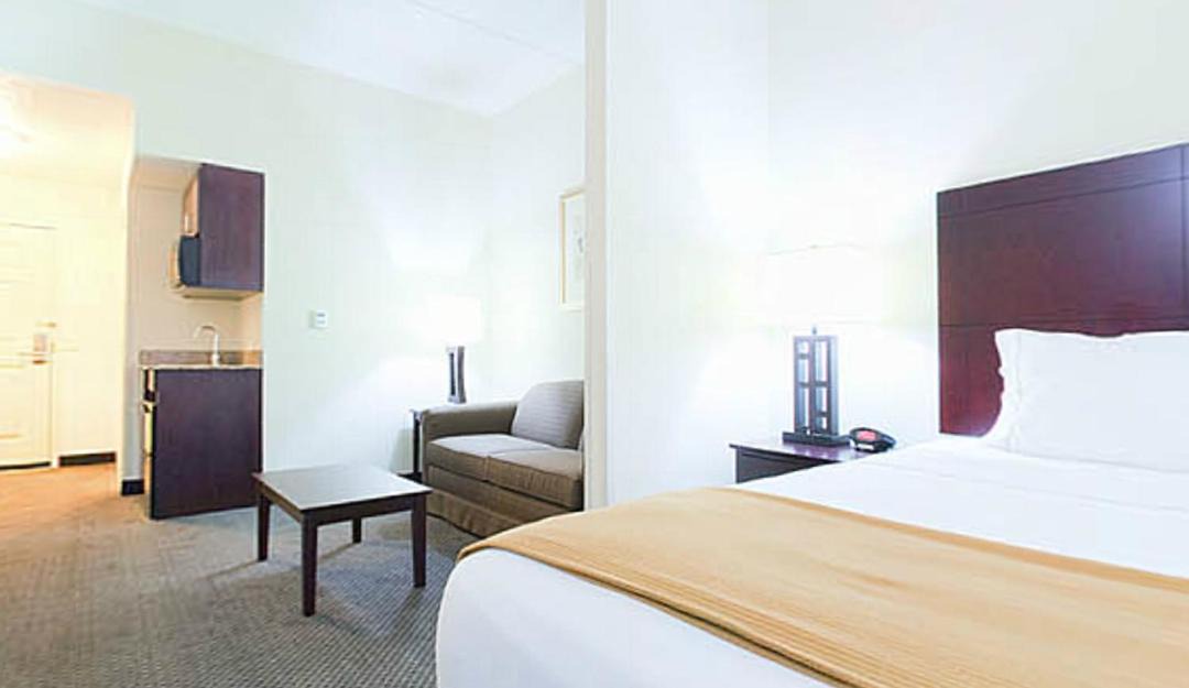 Photo of Bedroom in Hillside
