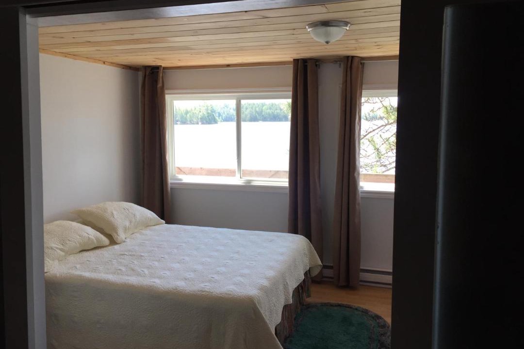 Photo of Bedroom in Willisville
