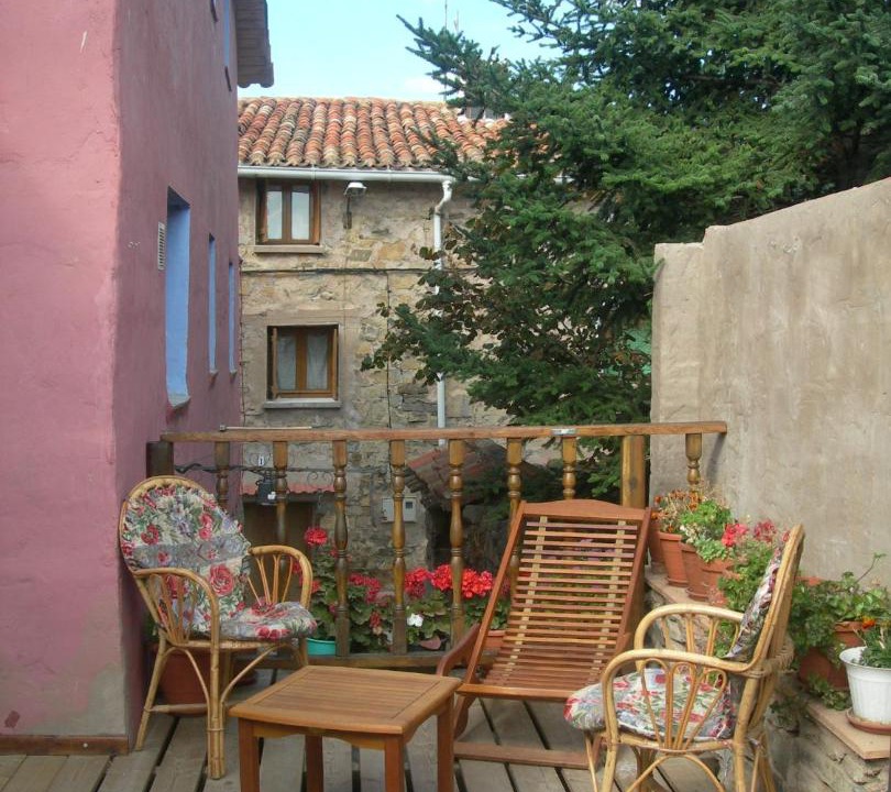 Photo of Patio Balcony in Navalsaz