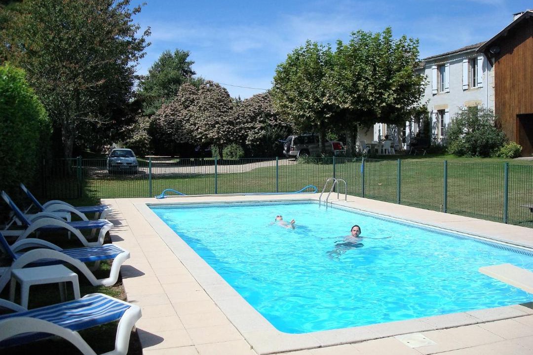 Photo of Others in Barie