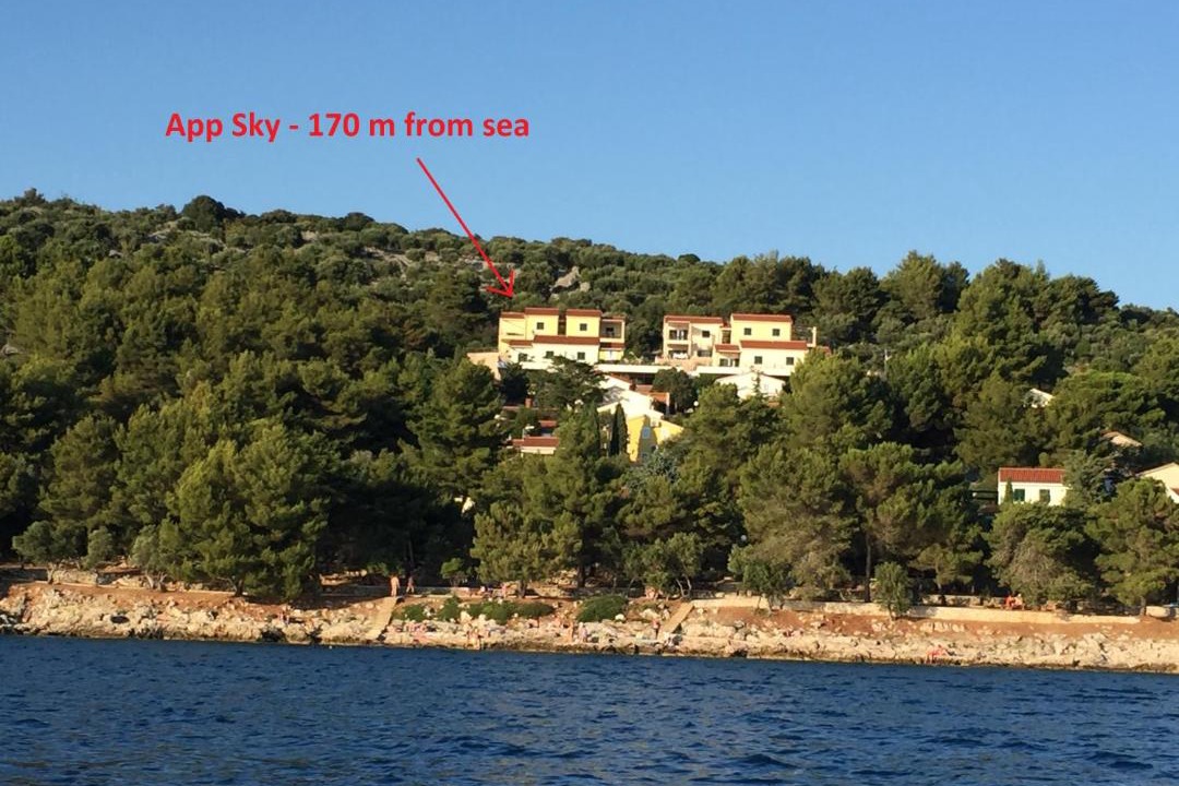 Photo of Others in Cres