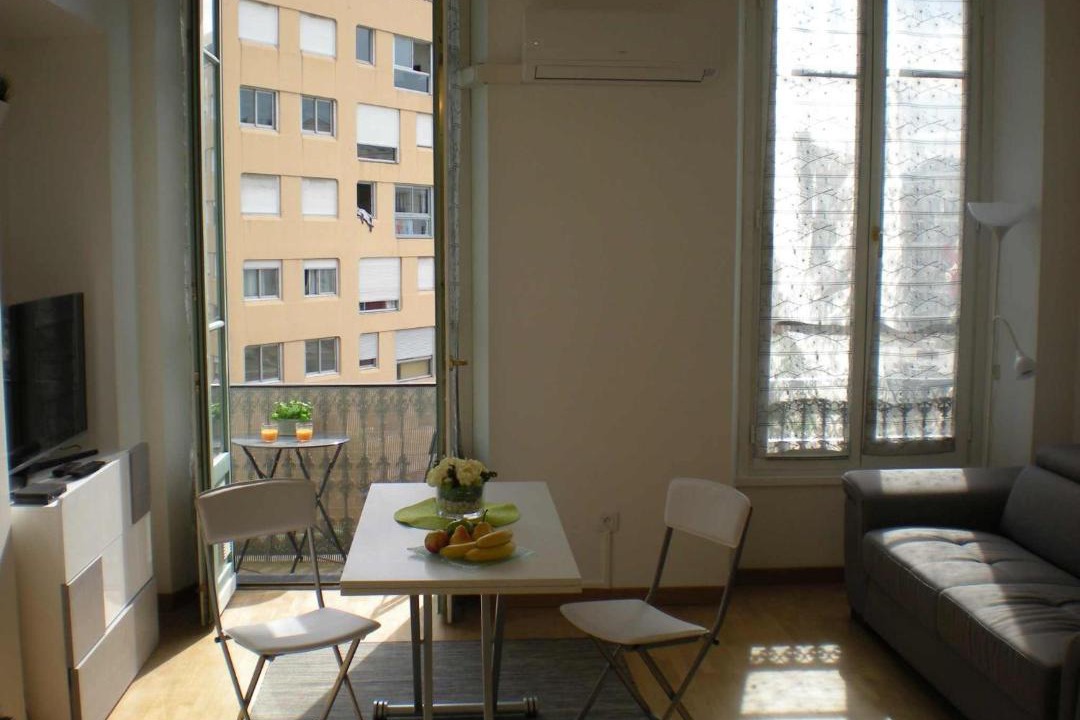 Photo of Livingroom in Jean-Medecin