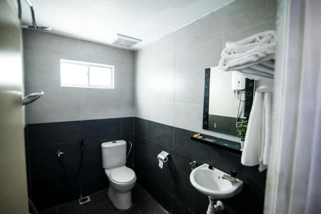 Photo of Bathroom in Air Hangat