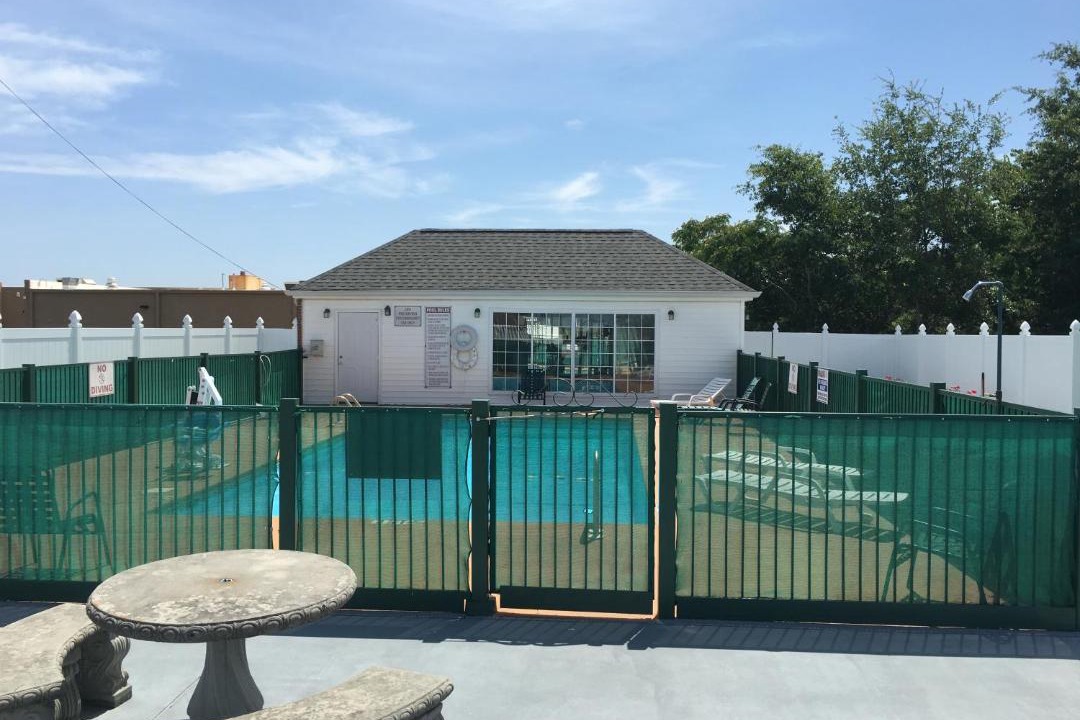 Photo of Others in Douglas