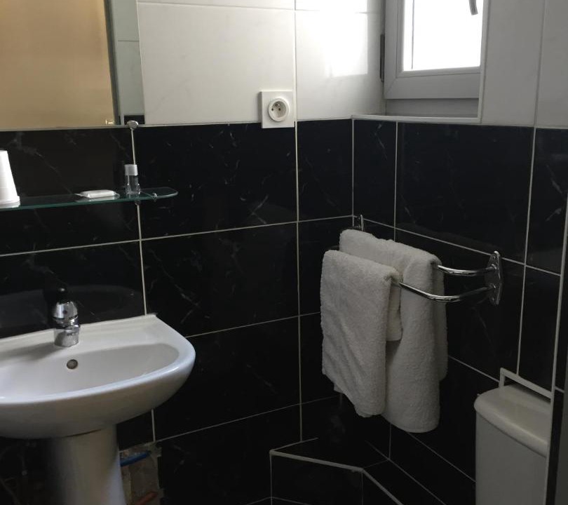Photo of Bathroom in Valence