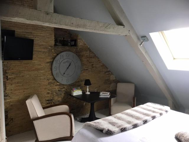 Photo of Others in Pace