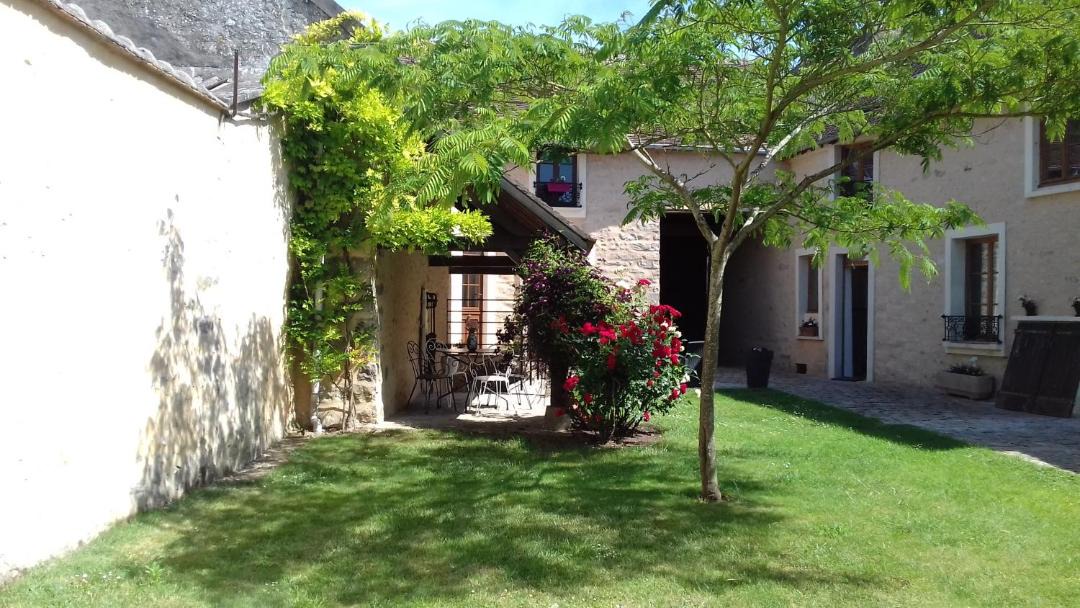 Photo of Others in Ury