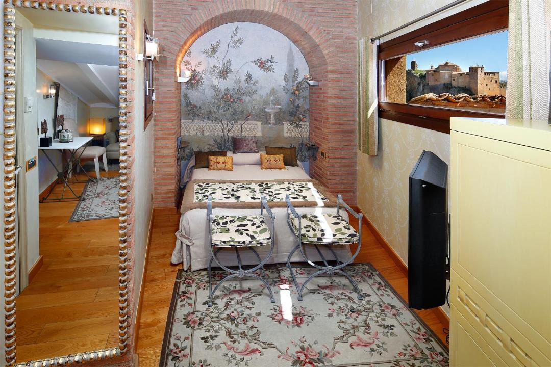 Photo of Others in Alquezar