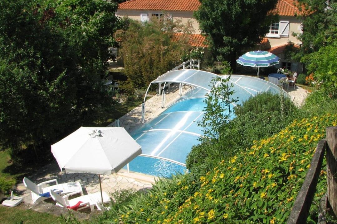 Photo of Others in Velluire