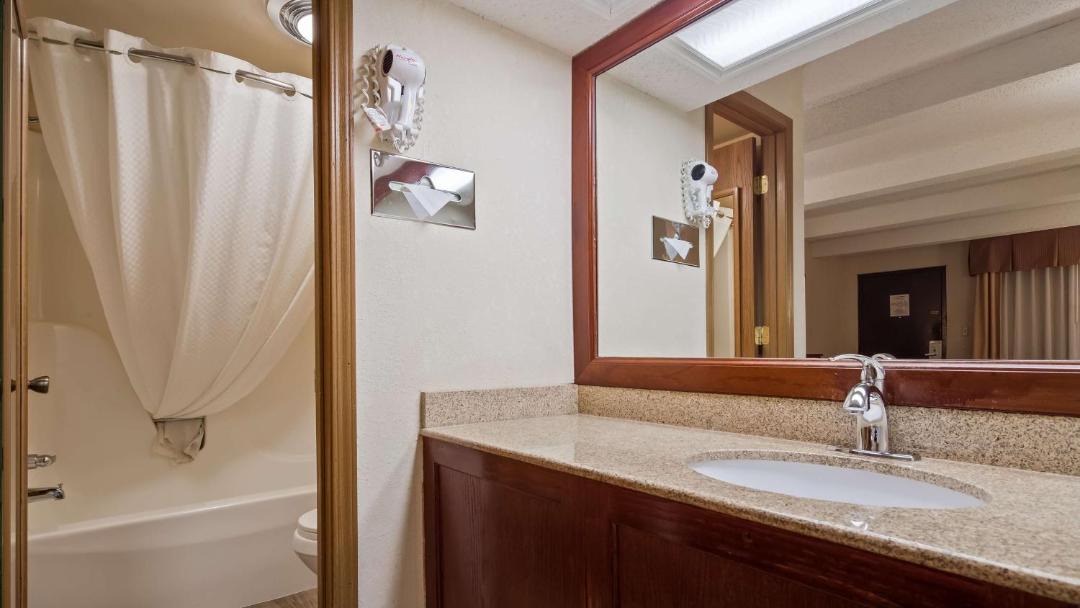 Photo of Bathroom in St. Robert