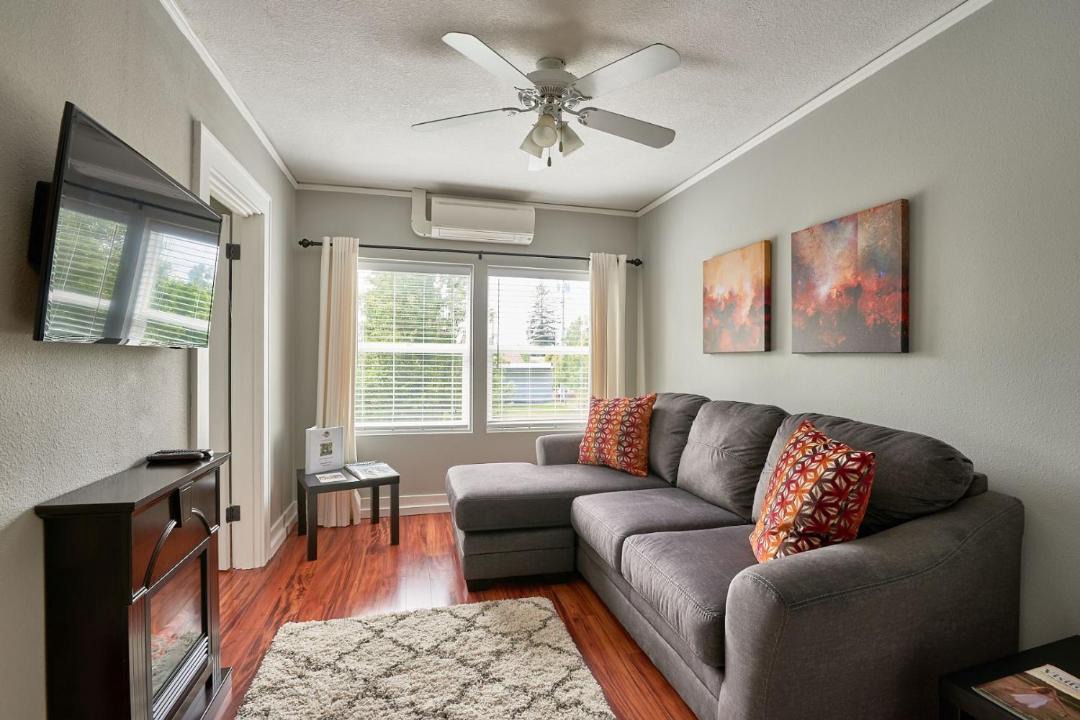 Photo of Livingroom in Newberg