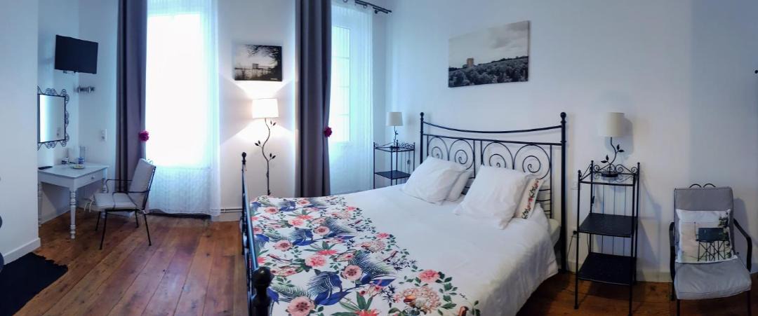 Photo of Bedroom in Lamarque