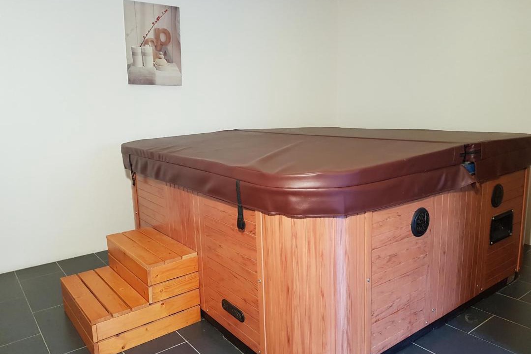 Photo of Others in Lamarque