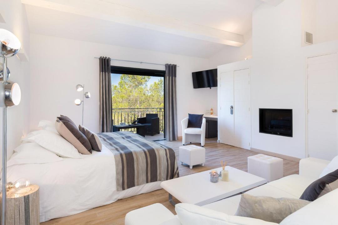 Photo of Others in Taradeau