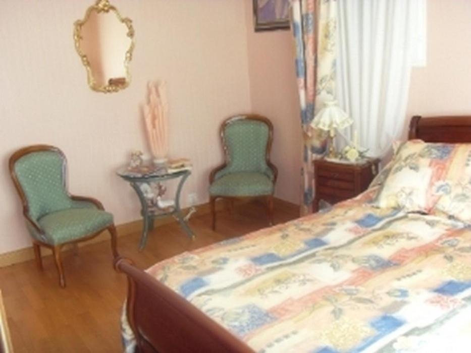 Photo of Bedroom in Malestroit