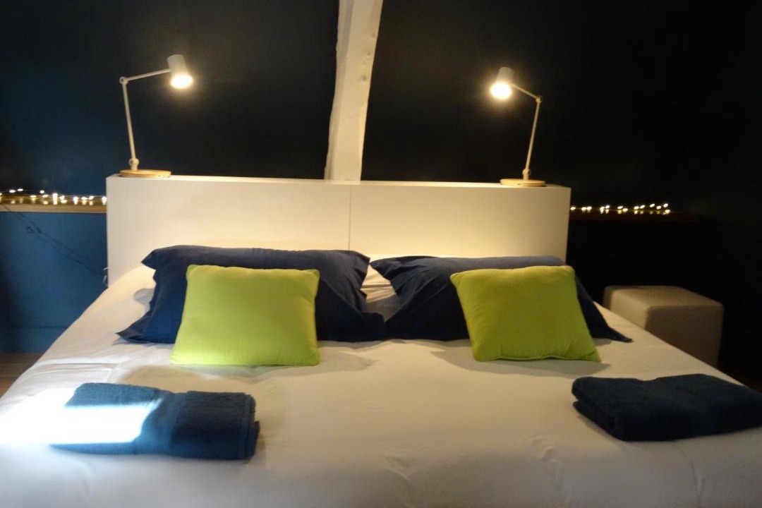 Photo of Others in Etrun