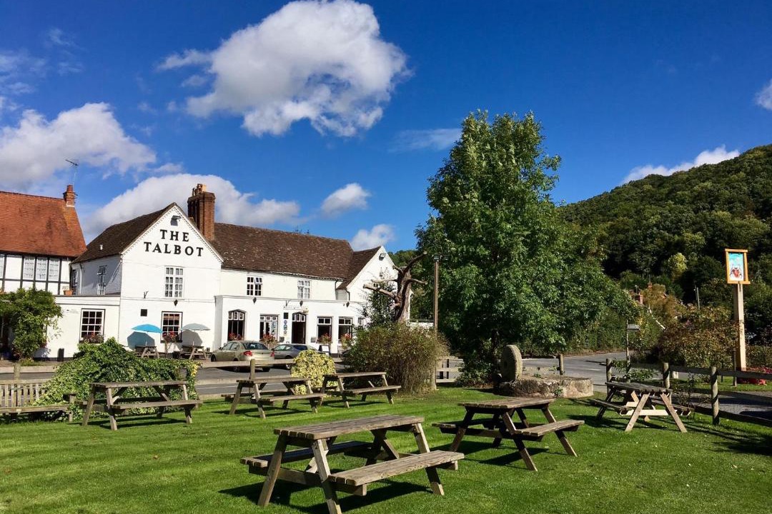 Photo of Others in Knightwick