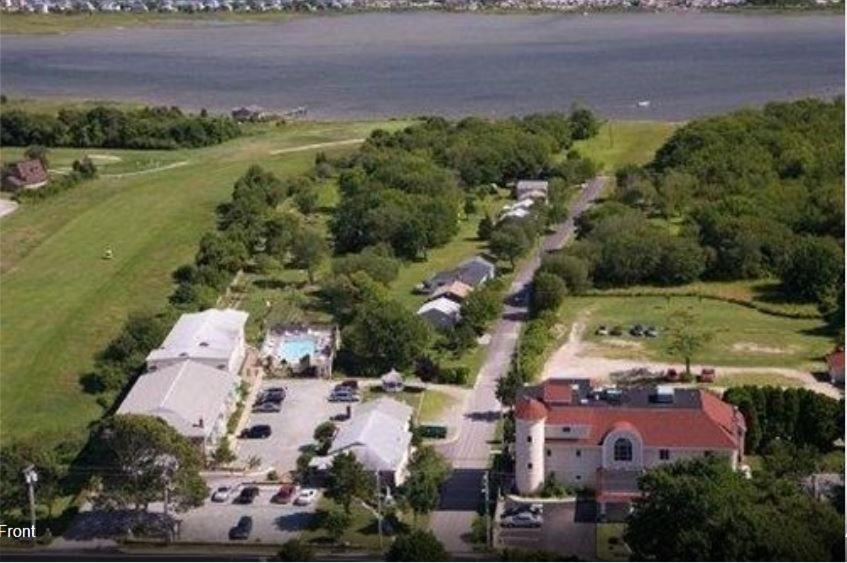Photo of Others in Misquamicut