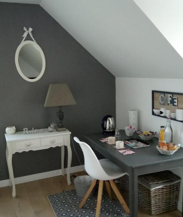 Photo of Others in Myennes