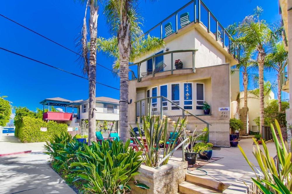 Photo of Buildings in South Mission Beach