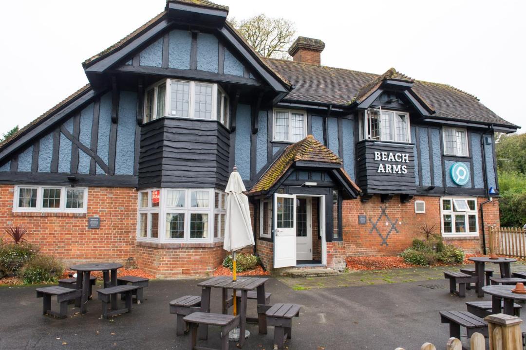 Photo of Others in Oakley