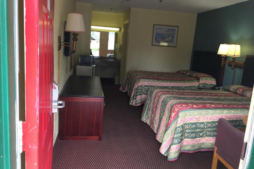 Photo of Others in Albany