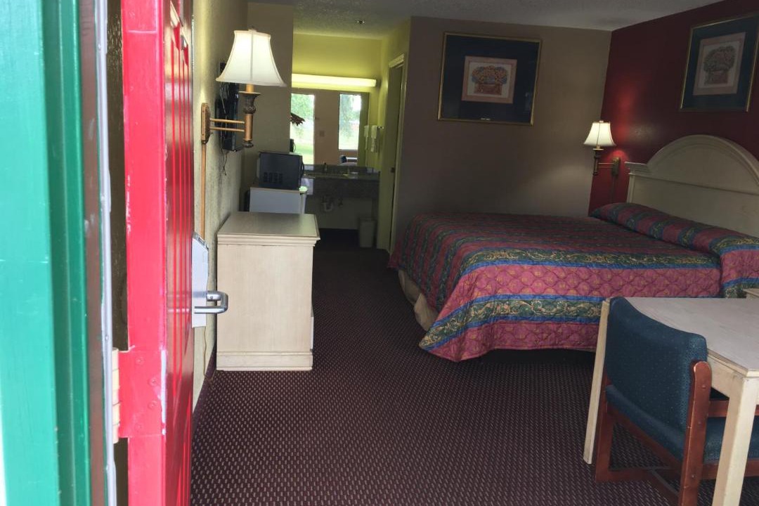 Photo of Others in Albany