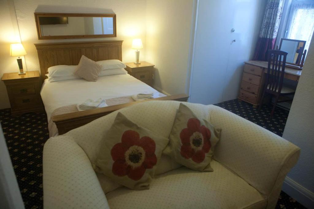 Photo of Bedroom in Clevedon