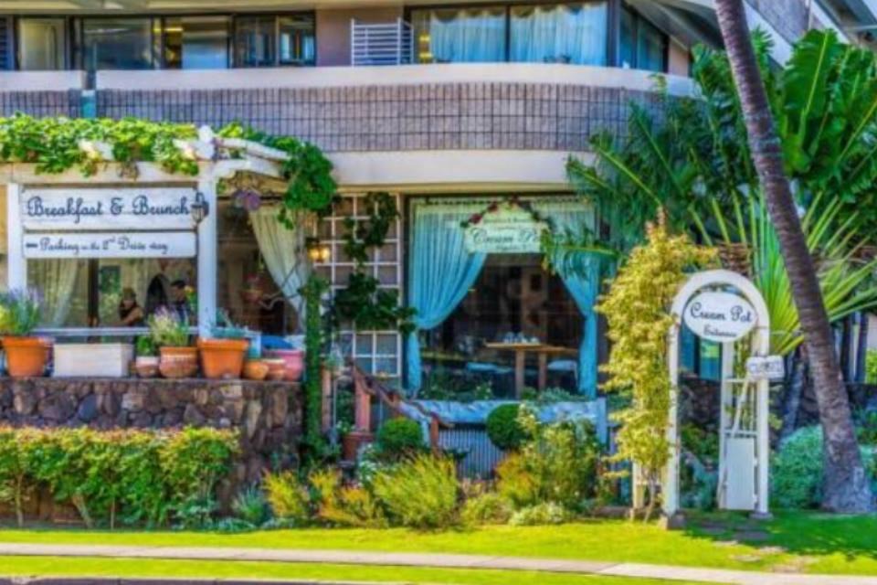 Photo of Others in McCully - Moiliili