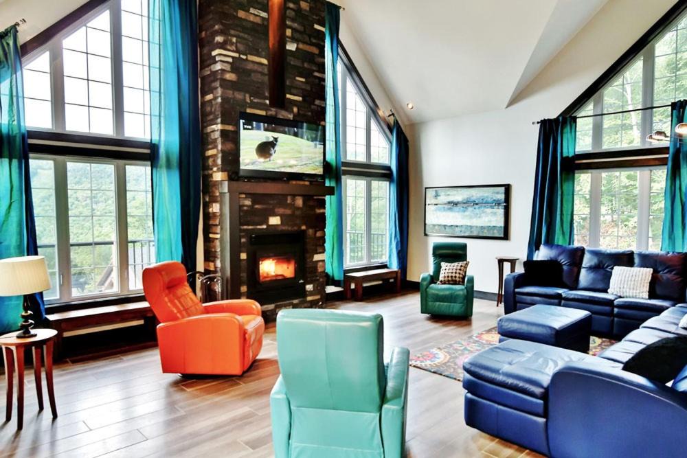 Photo of Livingroom in Stoneham