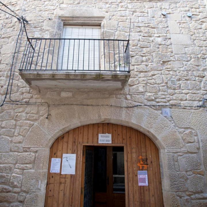Photo of Buildings in Calaceite