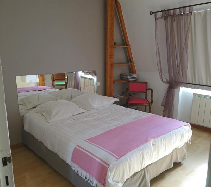 Photo of Bedroom in Erondelle