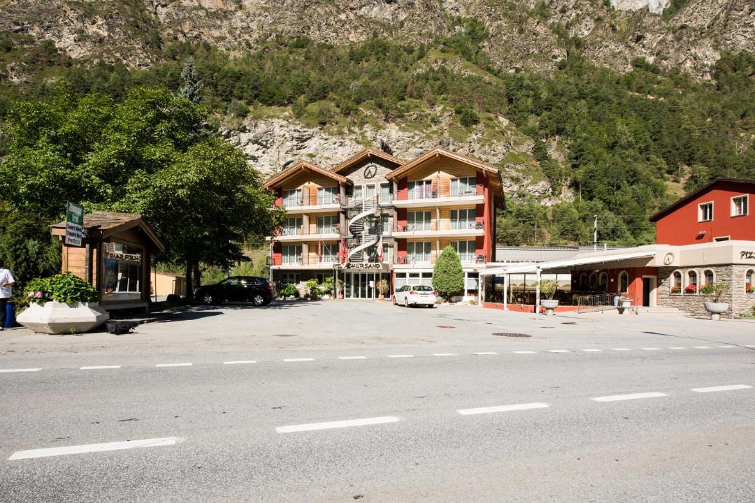 Photo of Others in Ackersand