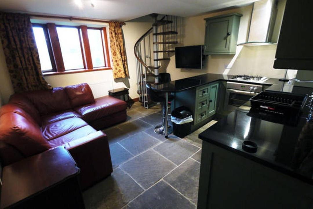 Photo of Others in Hepworth