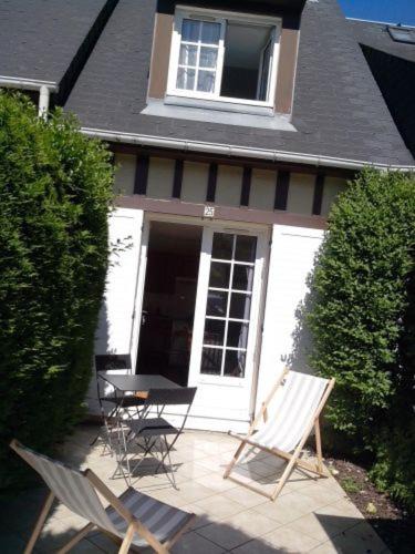 Photo of Others in Villers-sur-Mer