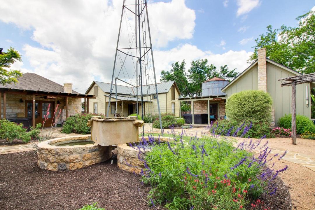 Photo of Buildings in Fredericksburg