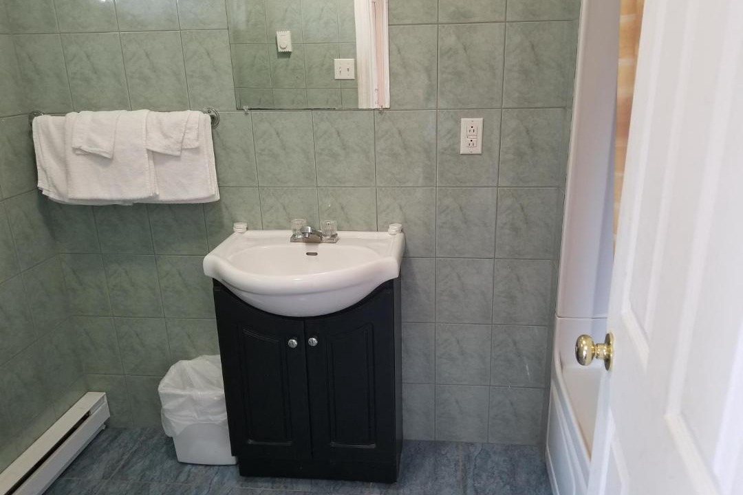 Photo of Bathroom in L'Ile-Perrot