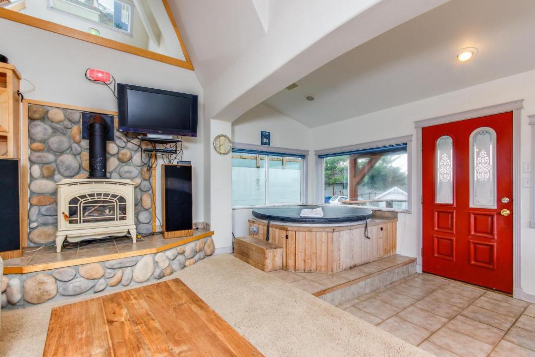 Photo of Others in Depoe Bay