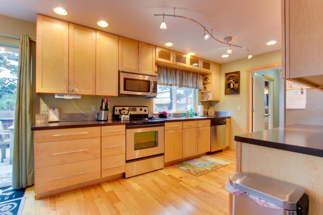 Photo of Kitchen in Kiwanda Shores