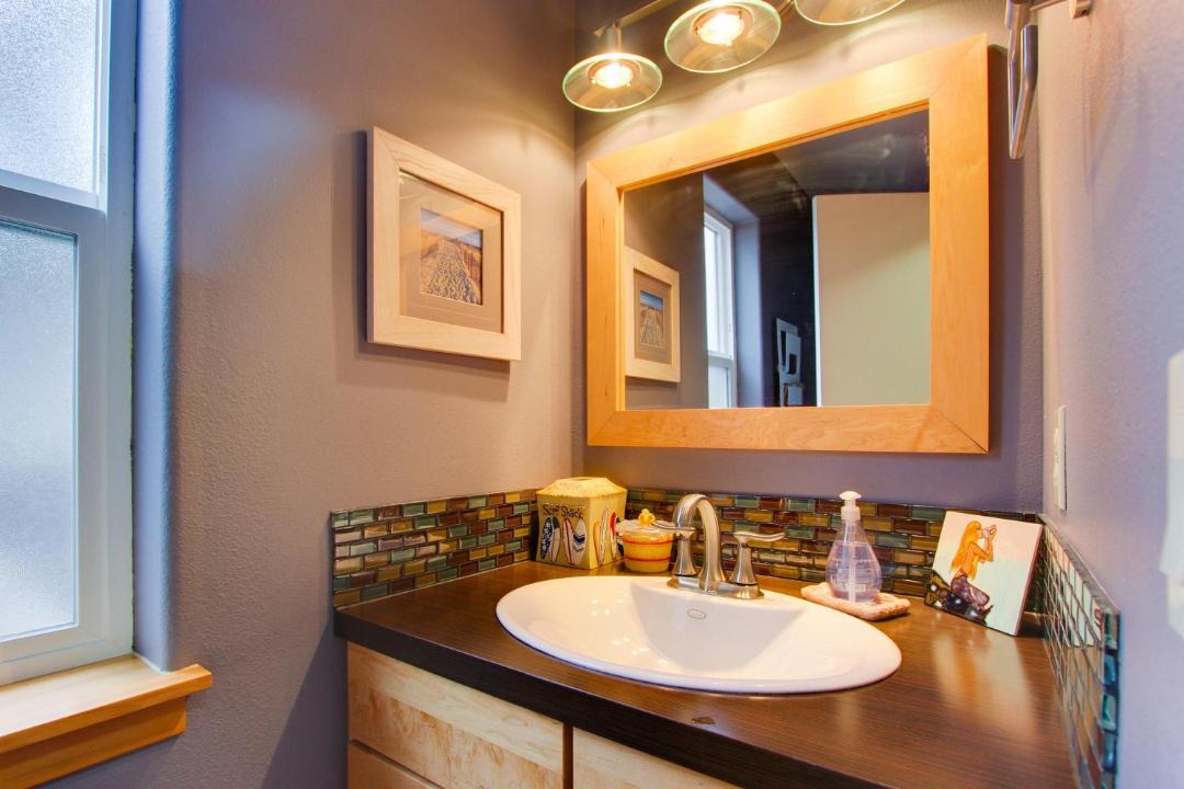Photo of Bathroom in Kiwanda Shores