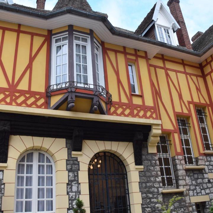 Photo of Others in Peronne