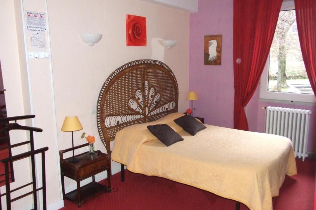 Photo of Bedroom in Cadeac