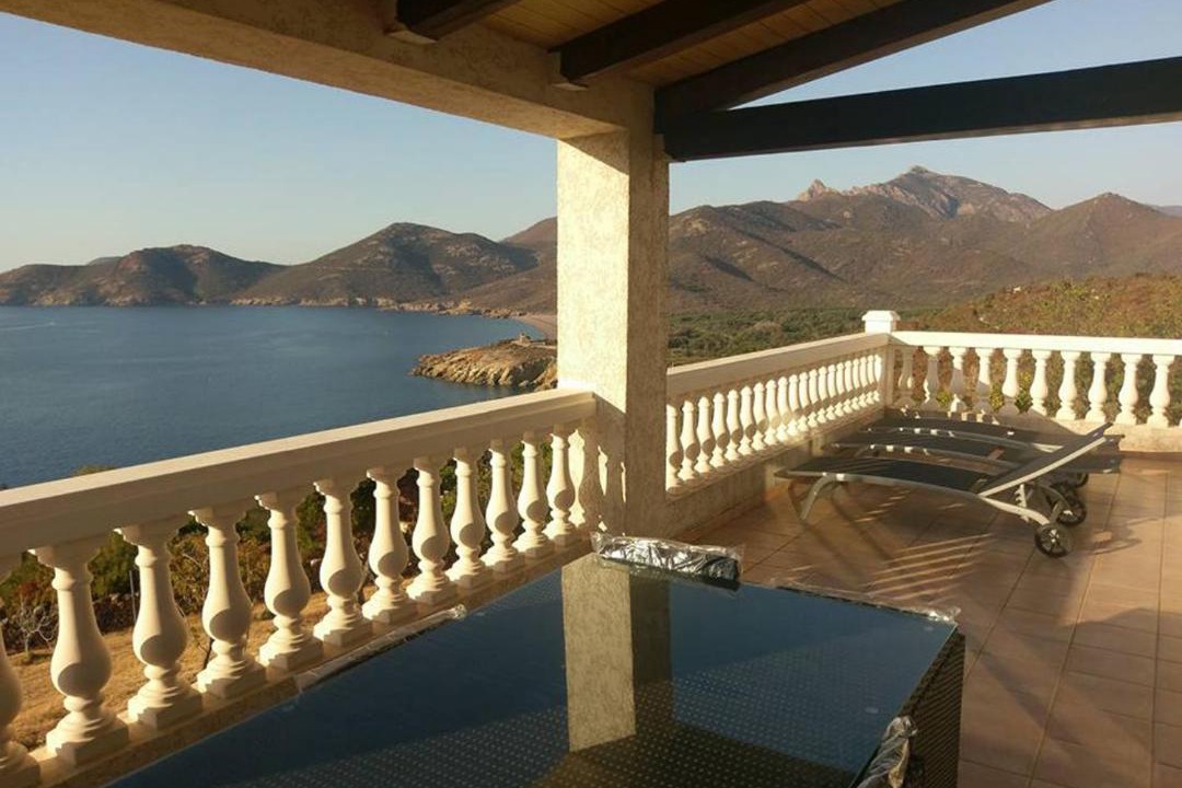 Photo of Others in Galeria