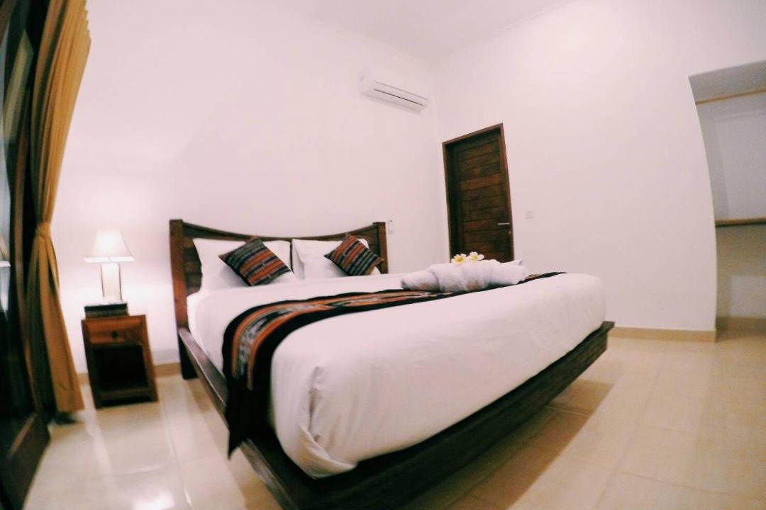 Photo of Others in Mushroom Bay